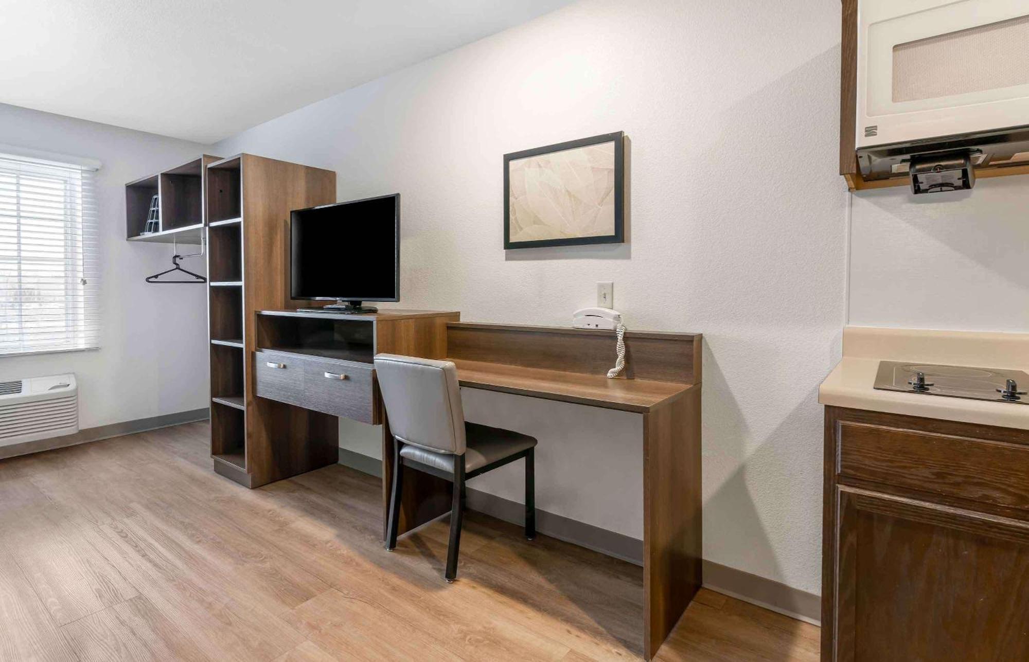 Extended Stay America Suites - Philadelphia - Plymouth Meeting - West Экстерьер фото